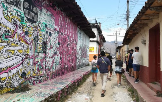 Graffiti tour San Cristobal