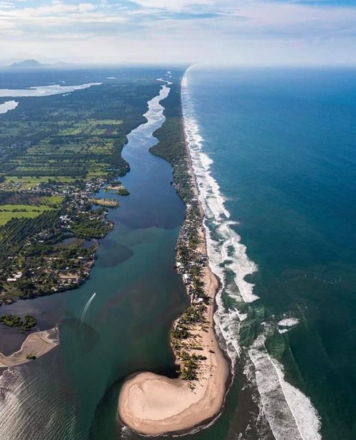 Boca del Cielo, coastal area in southern Mexico pacific